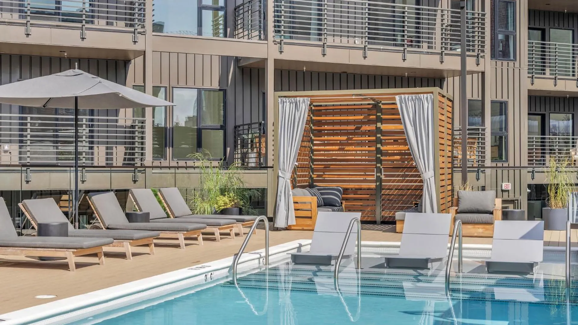 Casa de Férias Pie Town Emporium Downtown Views Heated Pool Gym Parking Vila Nashville