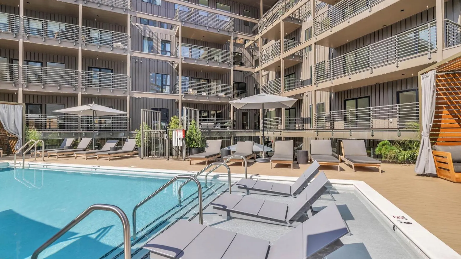 Pie Town Emporium Downtown Views Heated Pool Gym Parking Vila Nashville 0*,  Estados Unidos da América